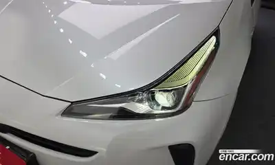 Toyota Prius 2022 1.8 гидро в Москве № 2133062, миниатюра 8