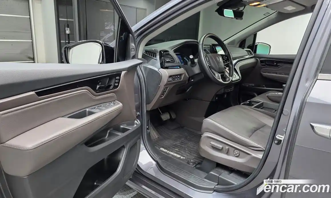 Honda Odyssey 2022 3.5 гидро в Москве, фото 13