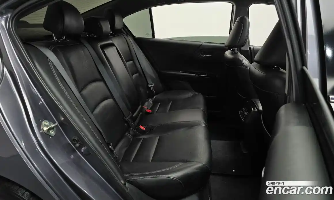 Honda Accord 2017 2.4 гидро в Москве № 2133298, фото 11