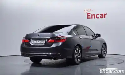 Honda Accord 2017 2.4 гидро в Москве № 2133298, миниатюра 2