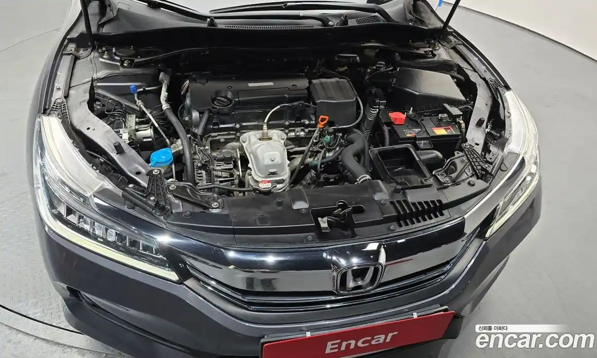 Honda Accord 2017 2.4 гидро в Москве № 2133298, фото 6