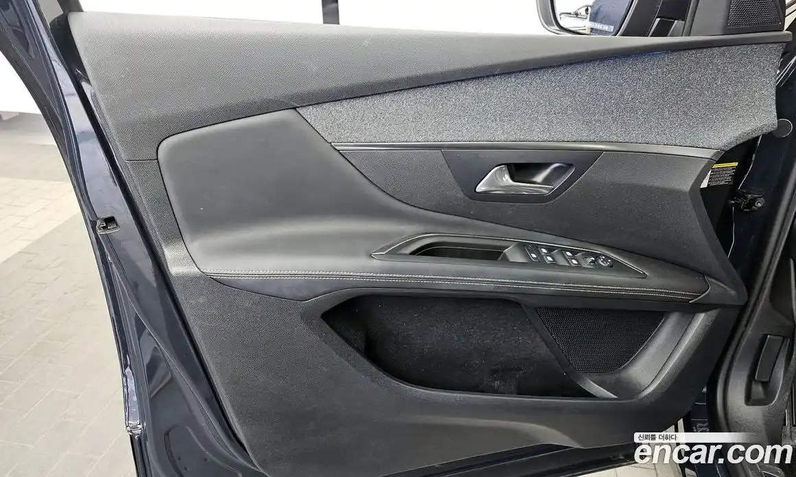 Peugeot 3008 2018 1.6 гидро в Москве, фото 14