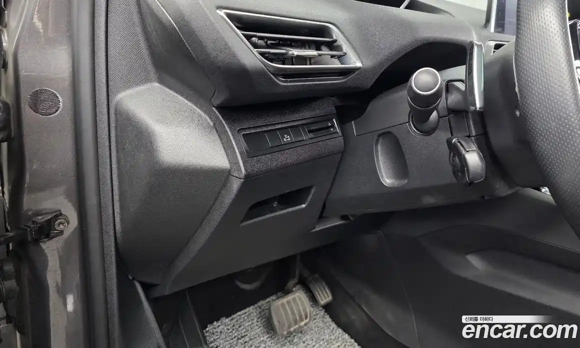 Peugeot 5008 2020 1.5 гидро в Москве, фото 18
