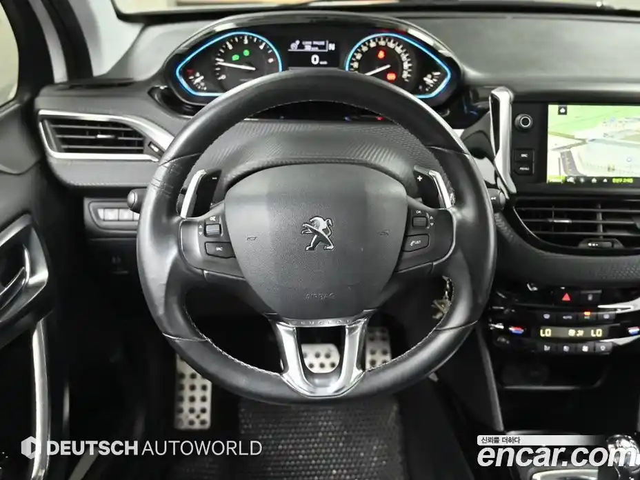 Peugeot 2008 2016 1.6 гидро в Москве, фото 13