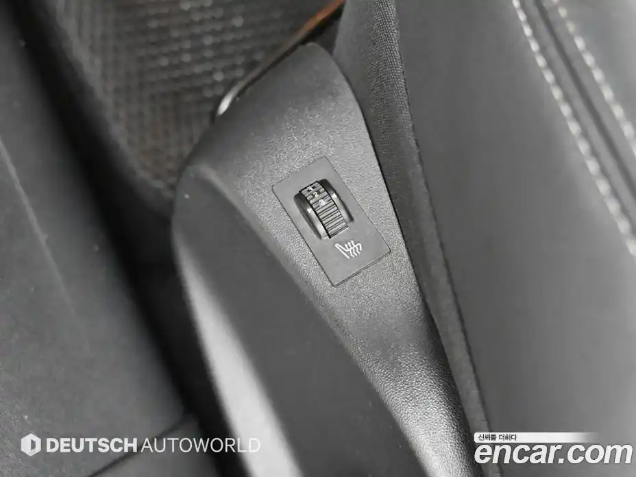 Peugeot 2008 2016 1.6 гидро в Москве, фото 17