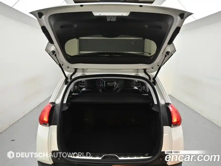 Peugeot 2008 2016 1.6 гидро в Москве, фото 19