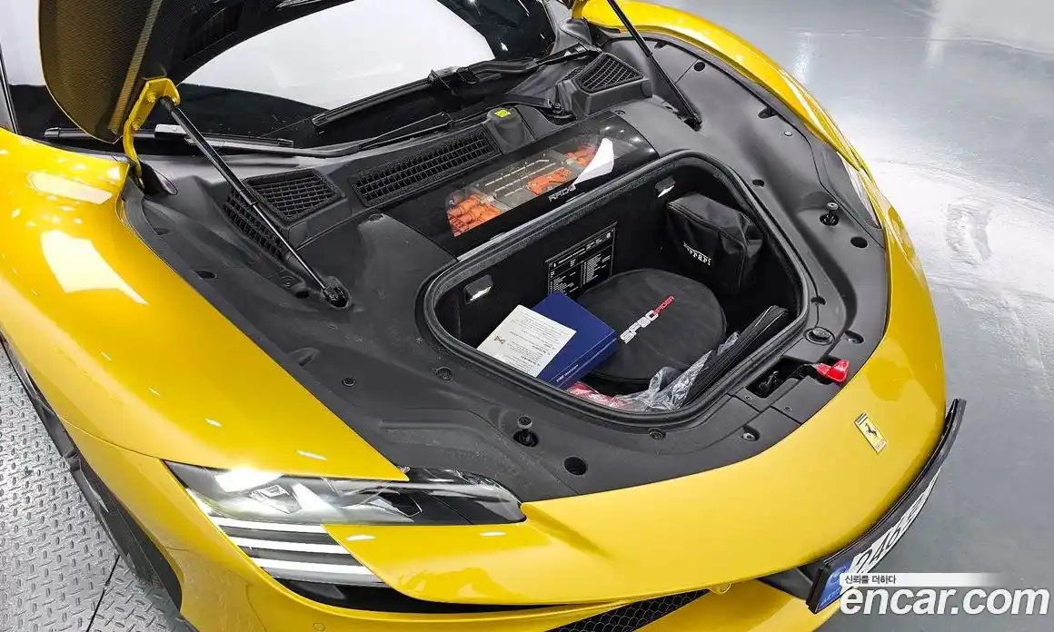 Ferrari SF90 2023 4.0 гидро в Москве, фото 14