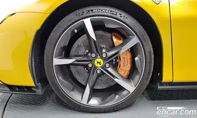 Ferrari SF90 2023 4.0 гидро в Москве, миниатюра 5
