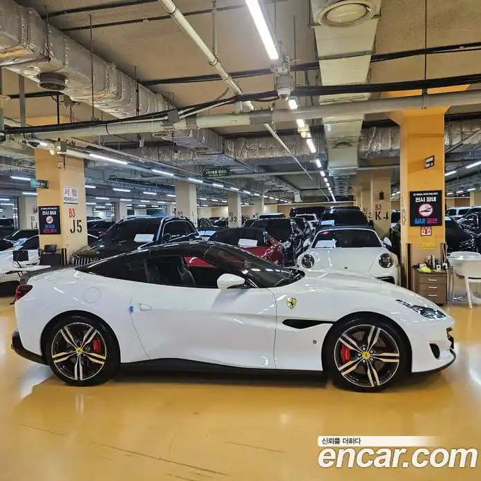 Ferrari Portofino 2018 3.9 гидро в Москве, фото 15