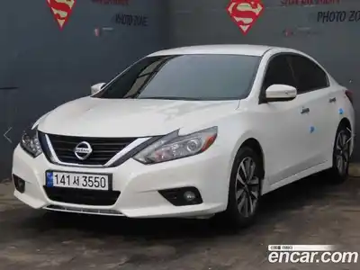 Nissan Altima 2.5 L33
