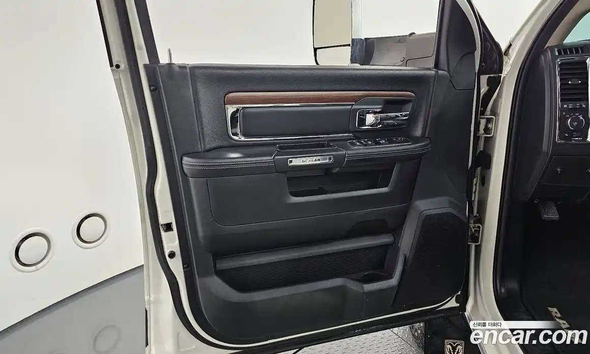 Dodge Ram Pick Up 2017 5.7 гидро, фото 14
