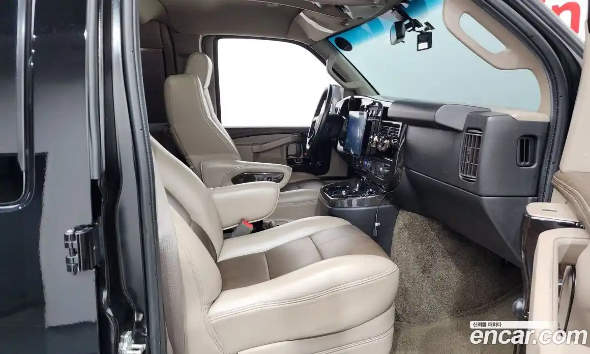 Chevrolet Express Van 2018 6.0 гидро в Москве, фото 16