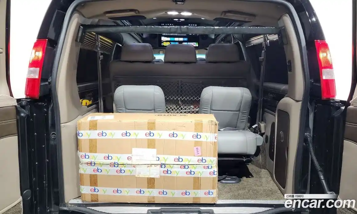 Chevrolet Express Van 2018 6.0 гидро в Москве, фото 25