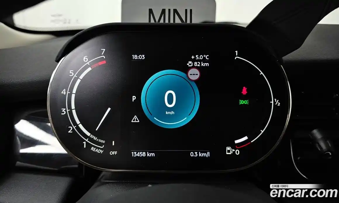 Mini Cooper 2024 1.5 гидро в Москве № 231379, фото 8