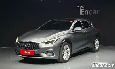 Infiniti Q30, 2019