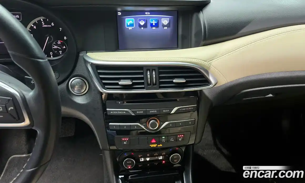 Infiniti Q30 2019 2.0 гидро в Москве № 256152, фото 14