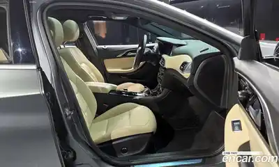 Infiniti Q30 2019 2.0 гидро в Москве № 256152, миниатюра 10