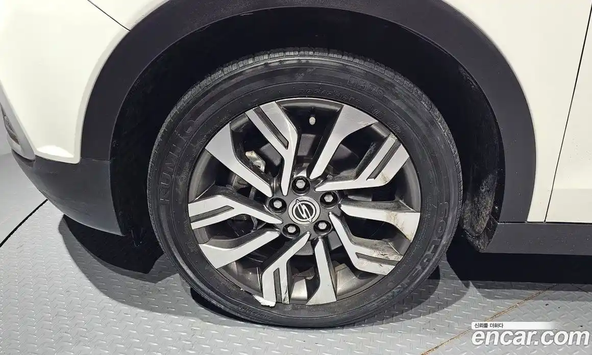 SsangYong TIBOLI 2018 1.6 гидро в Москве, фото 5