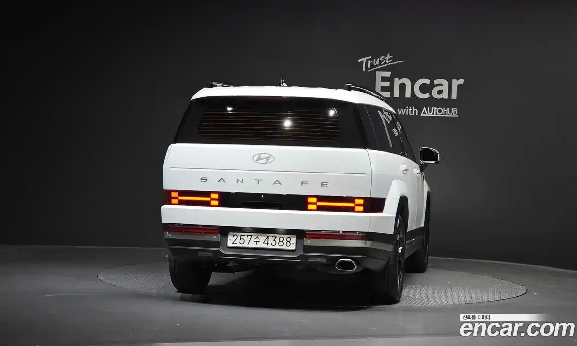 Hyundai Santa Fe 2023 2.5 гидро в Москве № 1904051, фото 4