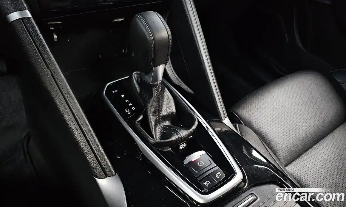 Renault QM6 2021 2.0 гидро в Москве № 204442, фото 9