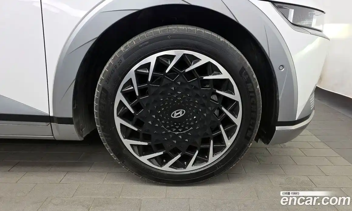 Hyundai Ioniq 5 2022 0.1 гидро в Москве, фото 7