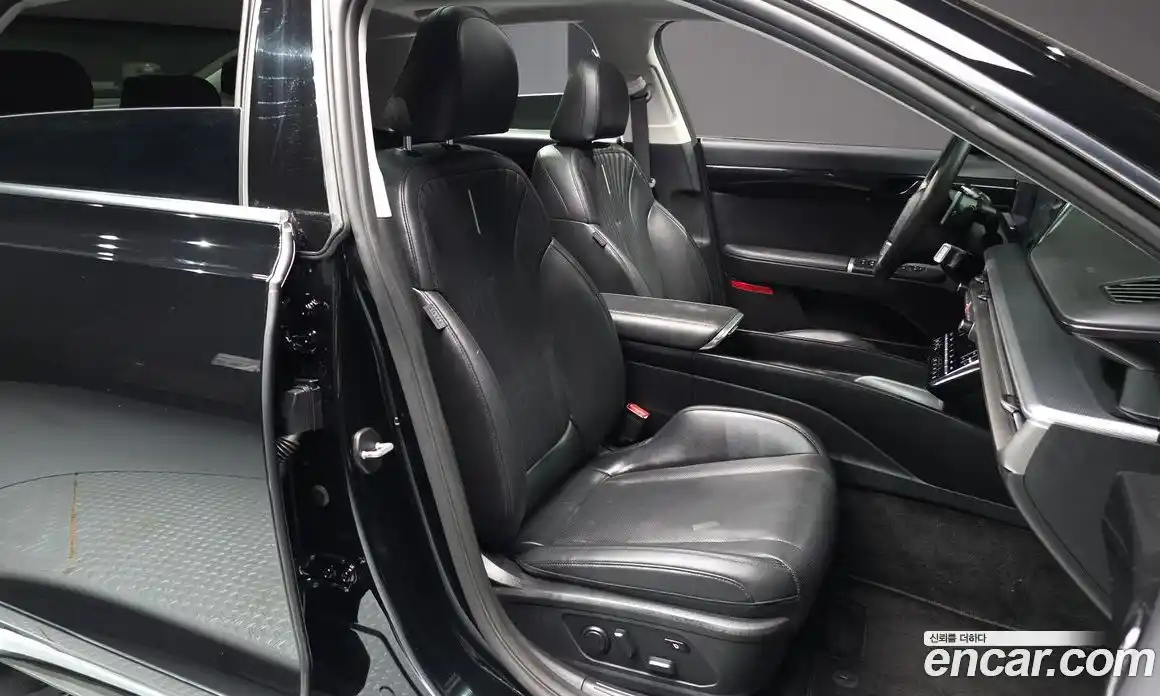 Hyundai Grandeur 2023 2.5 гидро в Москве, фото 16