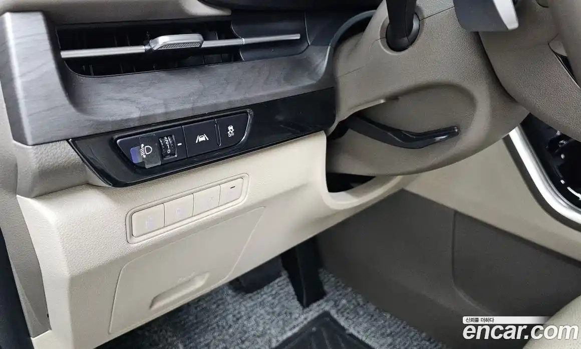 Kia Canival 2023 3.5 гидро в Москве, фото 29