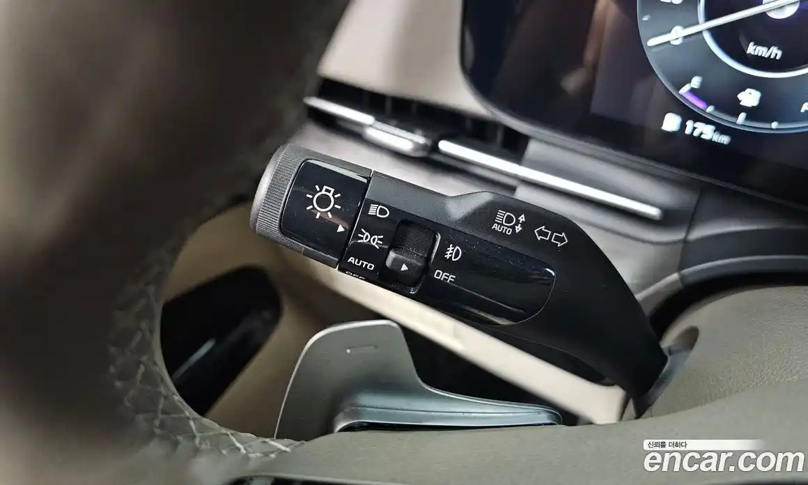 Kia Canival 2023 3.5 гидро в Москве, фото 30