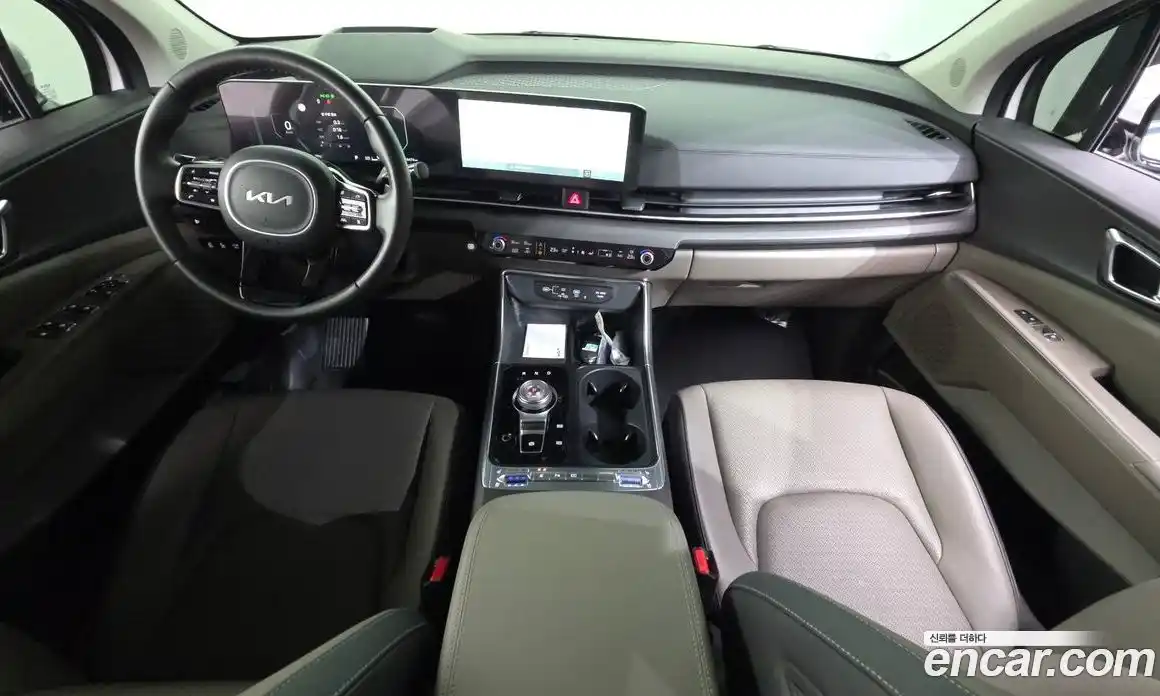 Kia Canival 2024 1.6 гидро в Москве, фото 10