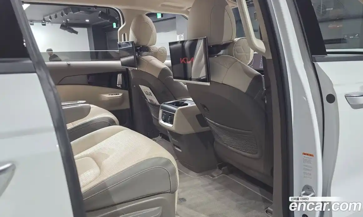 Kia Canival 2025 2.2 гидро в Москве, фото 17