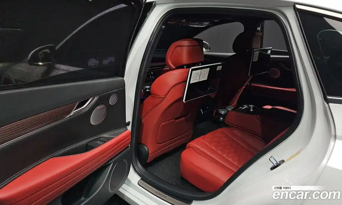 Genesis G80 2025 3.5 гидро в Москве, фото 17
