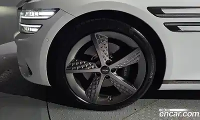 Genesis G80 2025 3.5 гидро в Москве, миниатюра 5