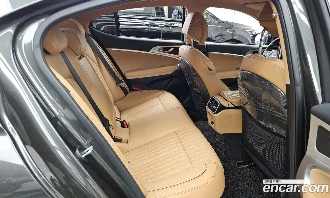 Genesis G70 2023 2.5 гидро в Москве, фото 12