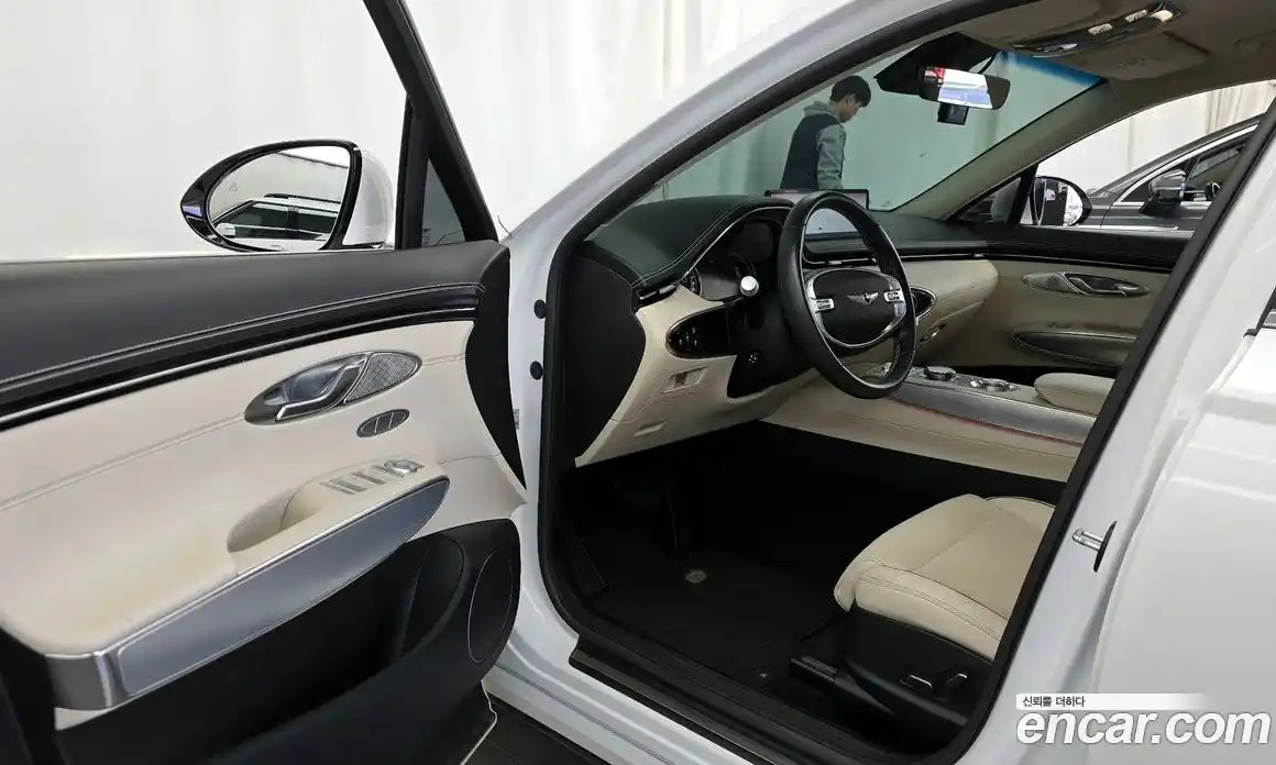 Genesis GV70 2021 2.5 гидро в Москве № 2125535, фото 10