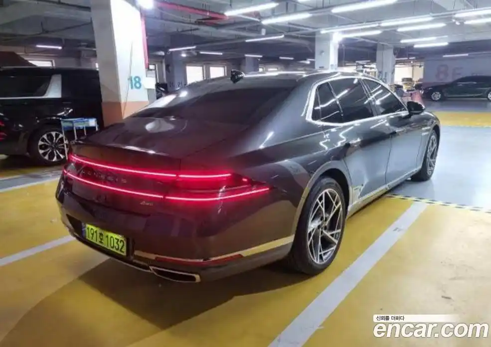 Genesis G90 2024 3.5 гидро в Москве, фото 5
