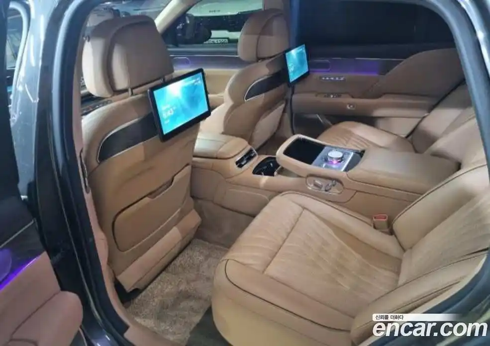 Genesis G90 2024 3.5 гидро в Москве, фото 6