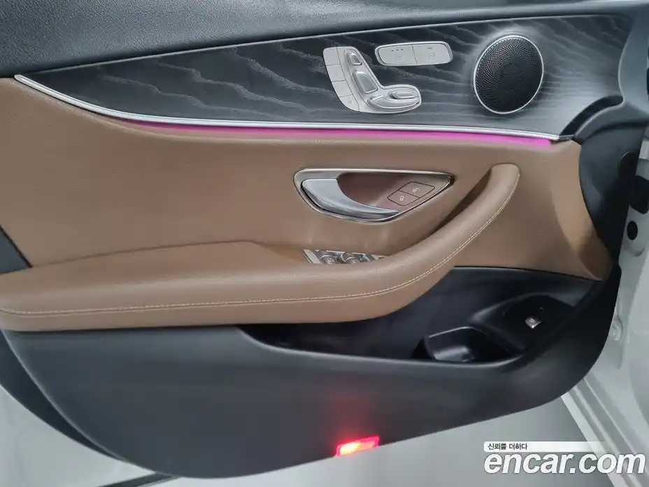 Mercedes-Benz E-Class 2020 1.9 гидро в Москве № 2125676, фото 11