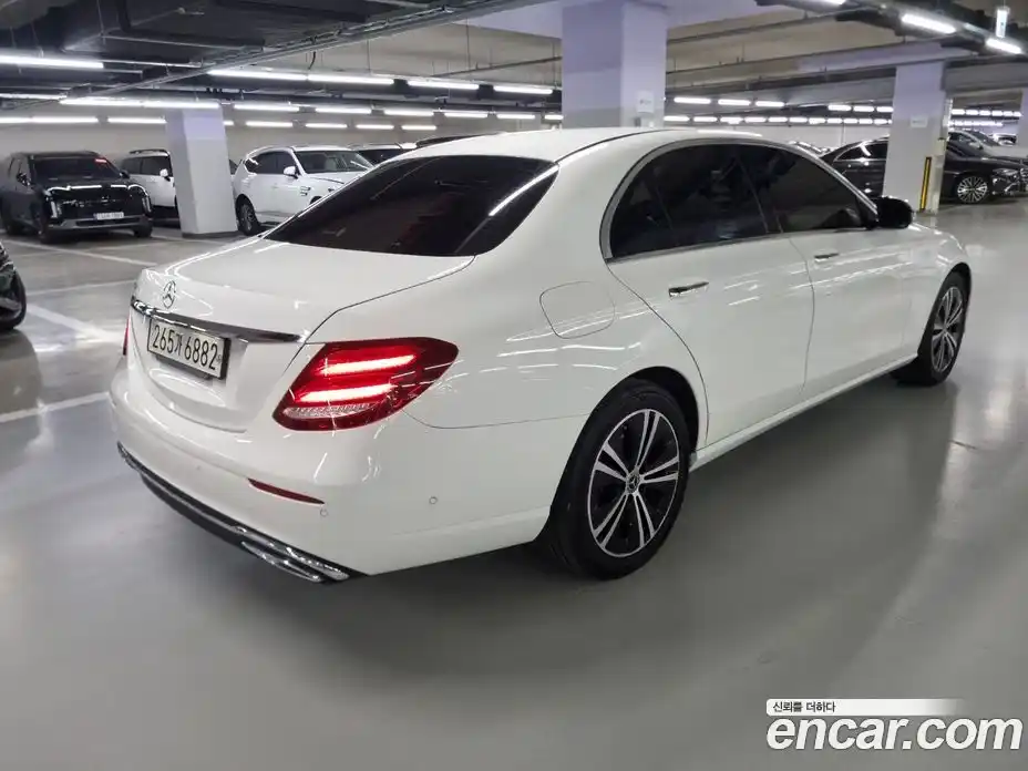Mercedes-Benz E-Class 2020 1.9 гидро в Москве № 2125676, фото 3