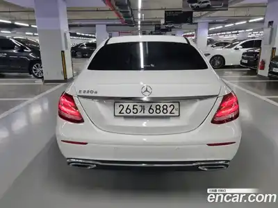 Mercedes-Benz E-Class 2020 1.9 гидро в Москве № 2125676, миниатюра 4
