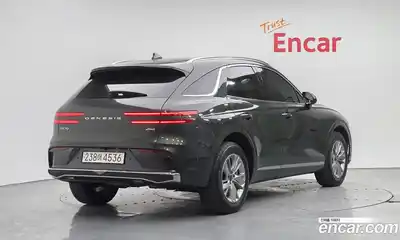 Genesis GV70 2024 2.5 гидро в Москве № 2125686, миниатюра 2