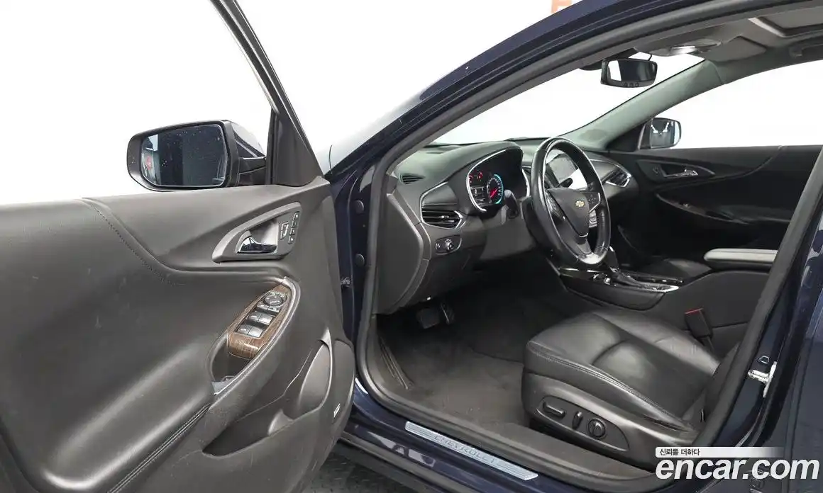 Chevrolet Malibu 2017 1.5 гидро в Москве, фото 12