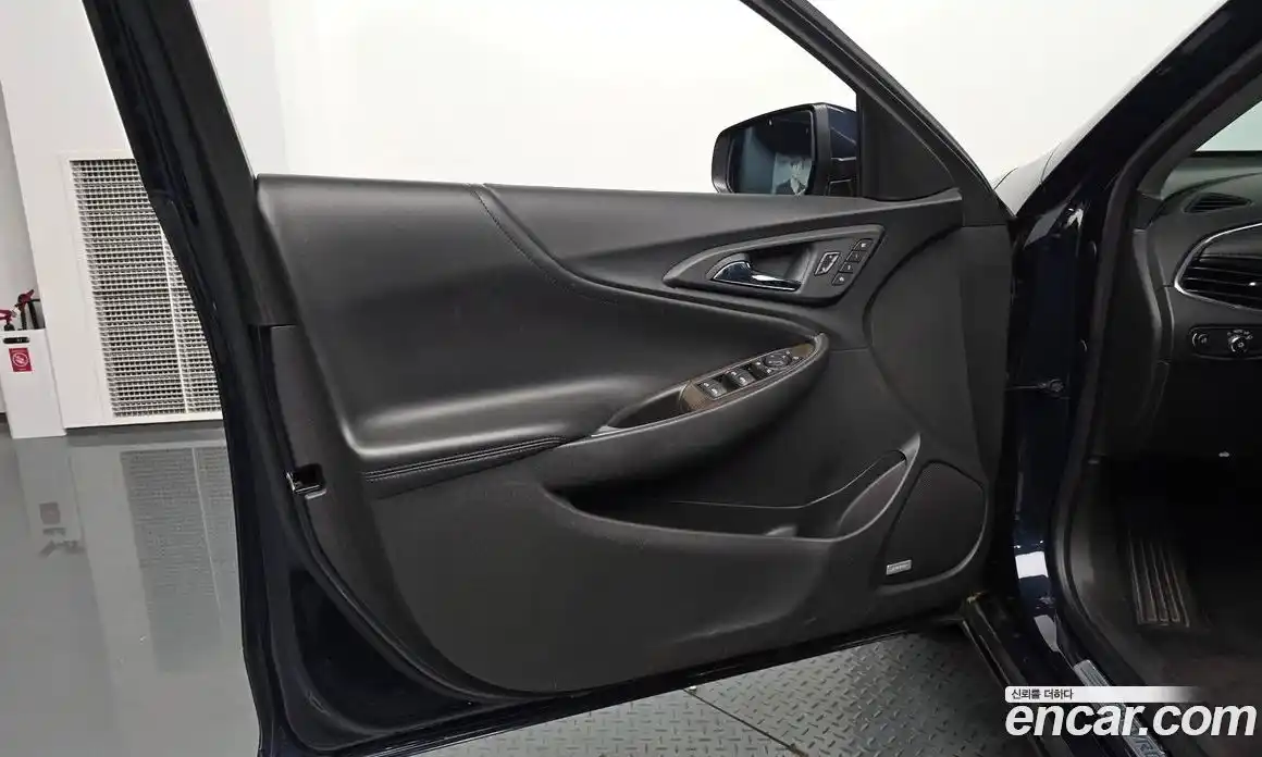 Chevrolet Malibu 2017 1.5 гидро в Москве, фото 13