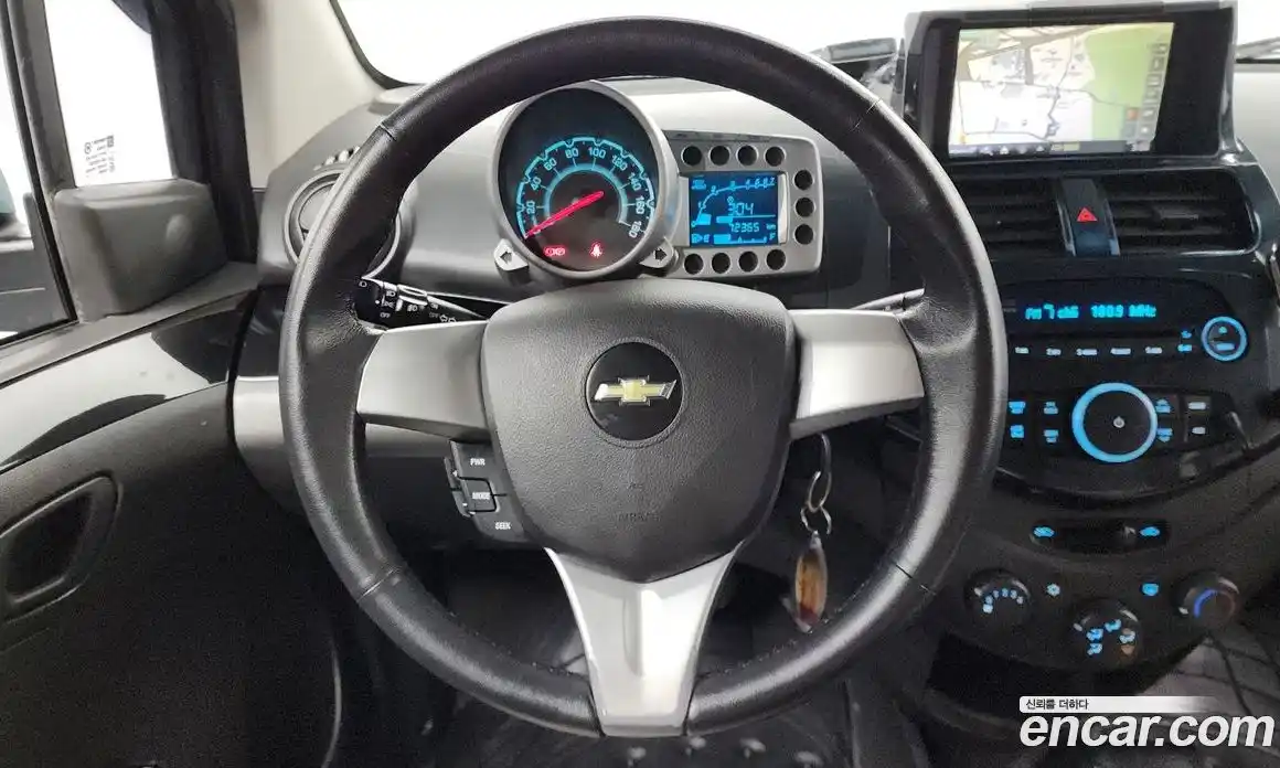 Chevrolet Spark 2012 1.0 гидро в Москве, фото 13