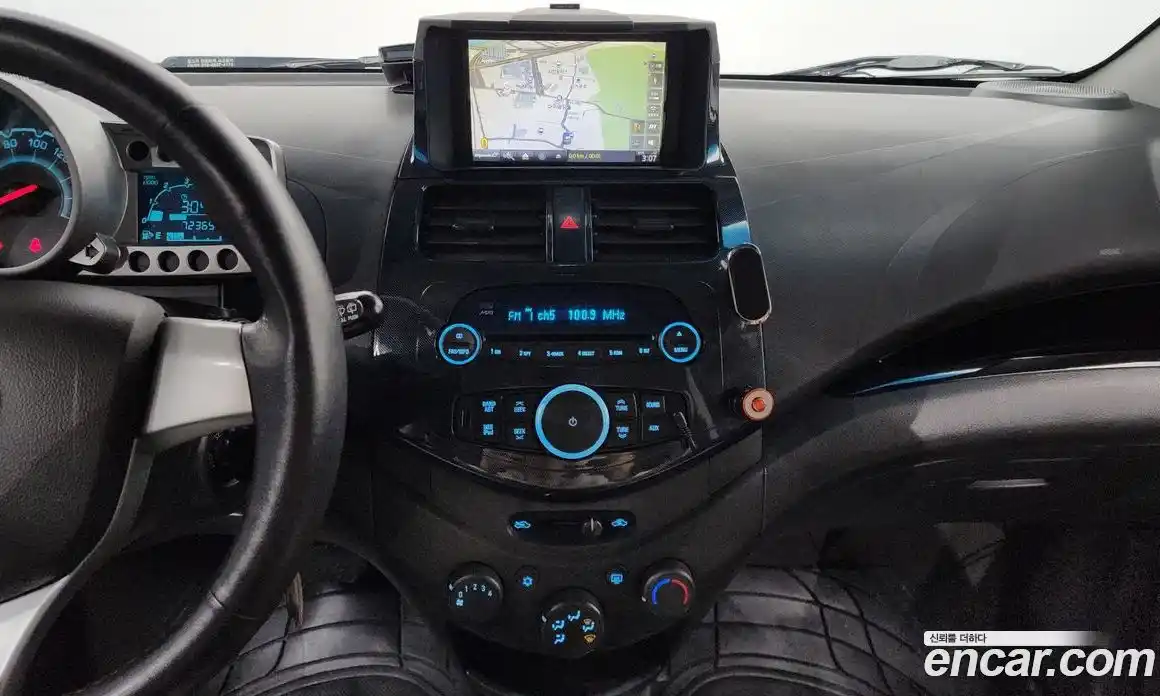 Chevrolet Spark 2012 1.0 гидро в Москве, фото 14