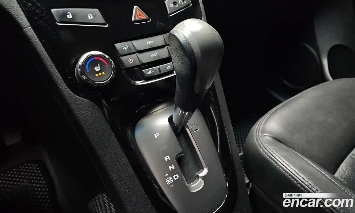 Chevrolet Orlando 2013 2.0 гидро в Москве № 2128543, фото 9