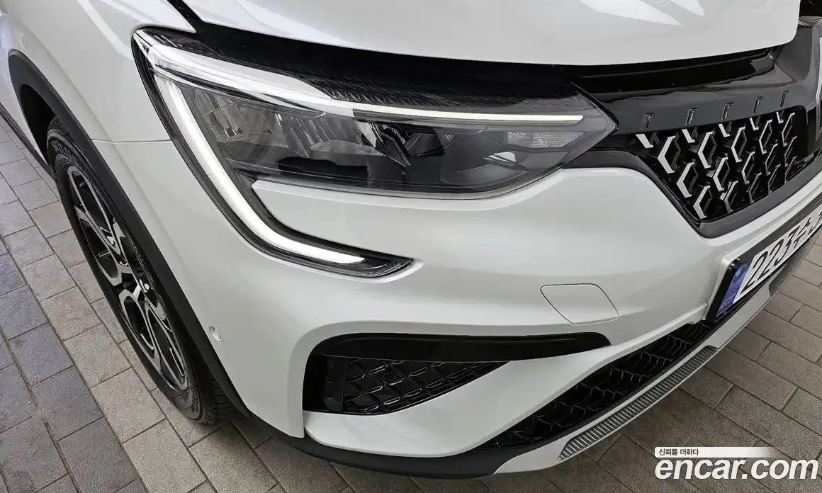 Renault Arkana 2025 1.6 гидро в Москве № 2128781, фото 8