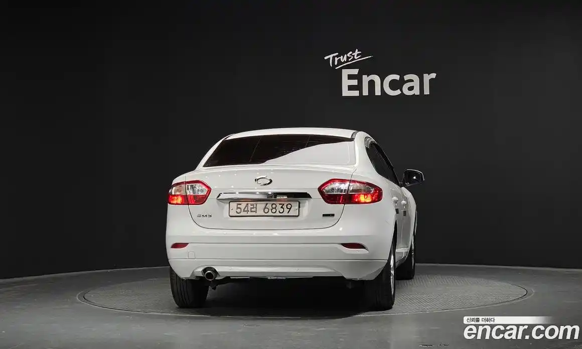 Renault SM3 2018 1.5 гидро в Москве № 2128926, фото 4
