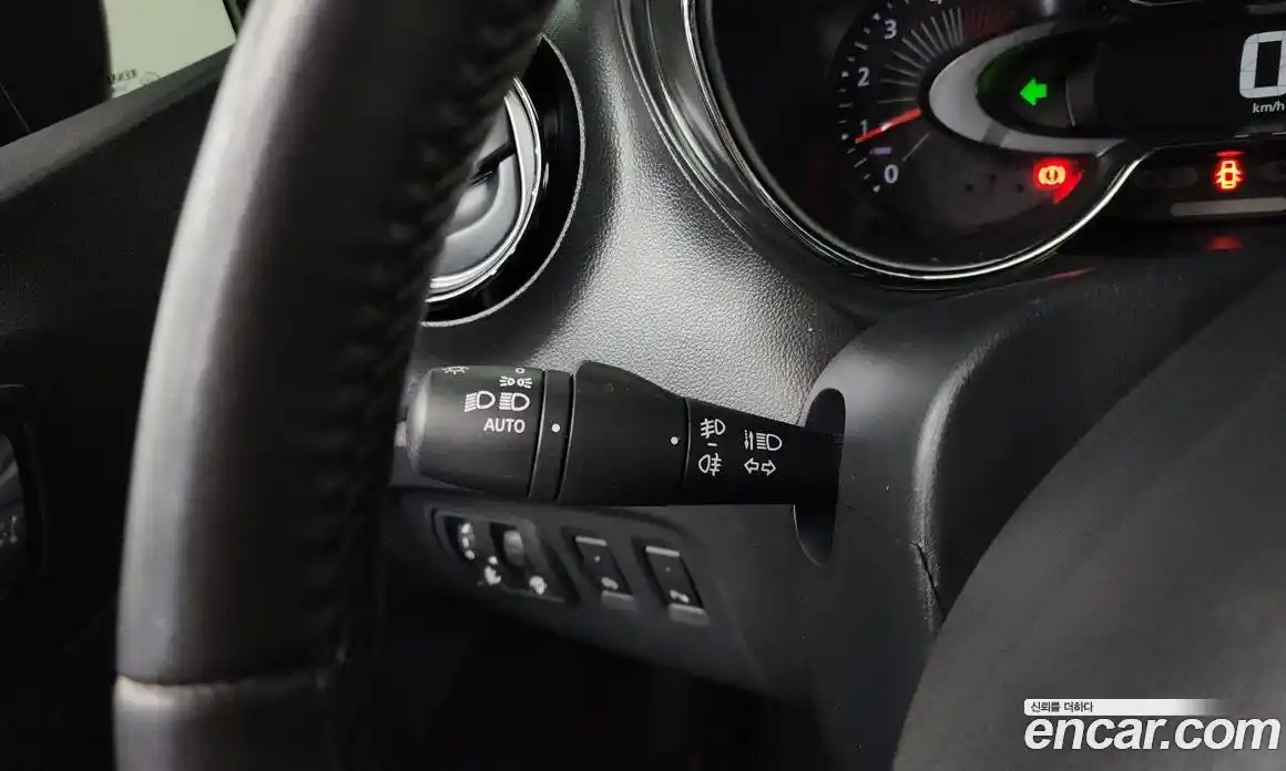 Renault QM3 2016 1.5 гидро в Москве № 2129125, фото 22