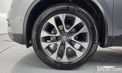 Renault QM6 2018 2.0 гидро в Москве № 2129128, миниатюра 5