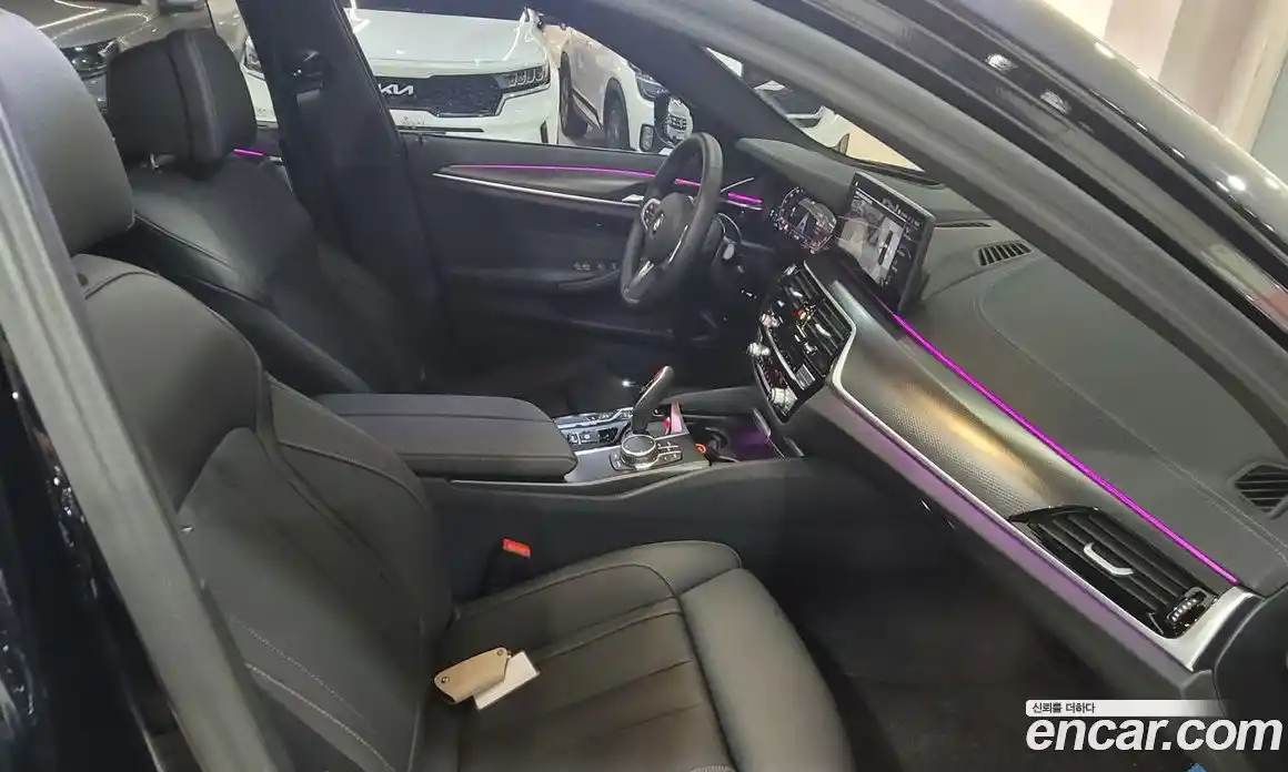 BMW 5-Series 2023 2.0 гидро в Москве, фото 13